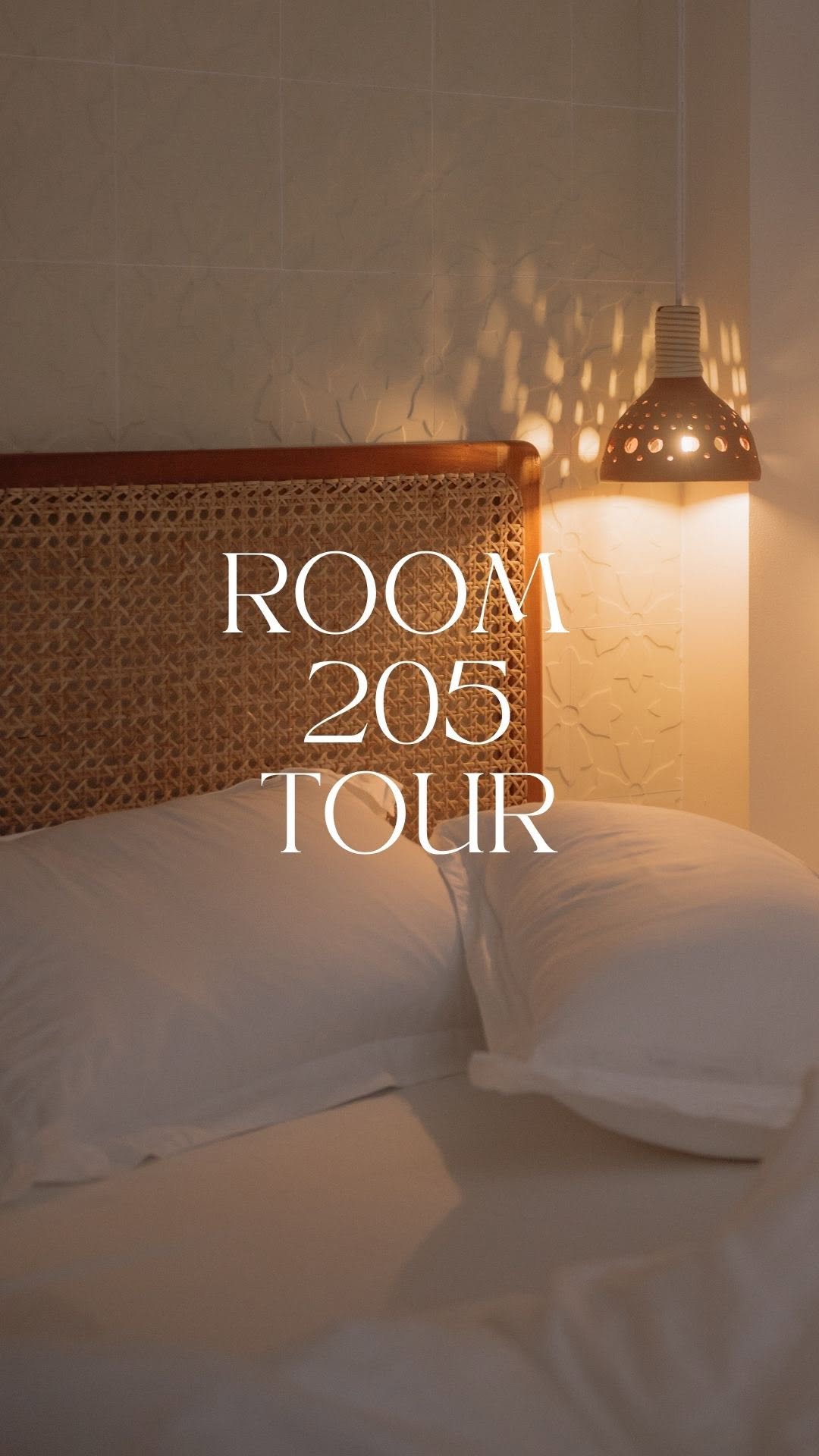 Room 205 Sunset Room interior
